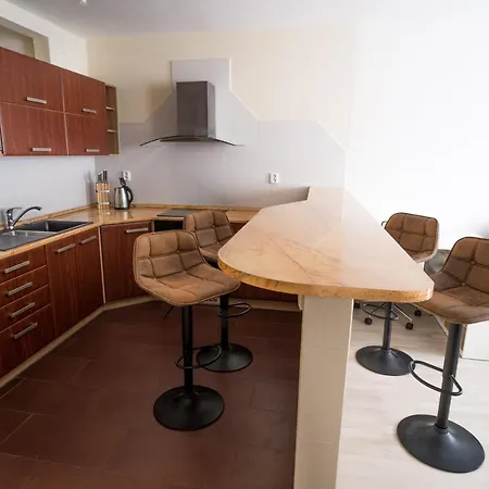 Vodni With Parking Apartamento